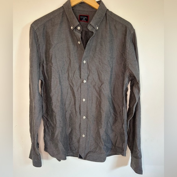 UNTUCKit 100% Cotton Herringbone Shirt - Picture 1 of 4